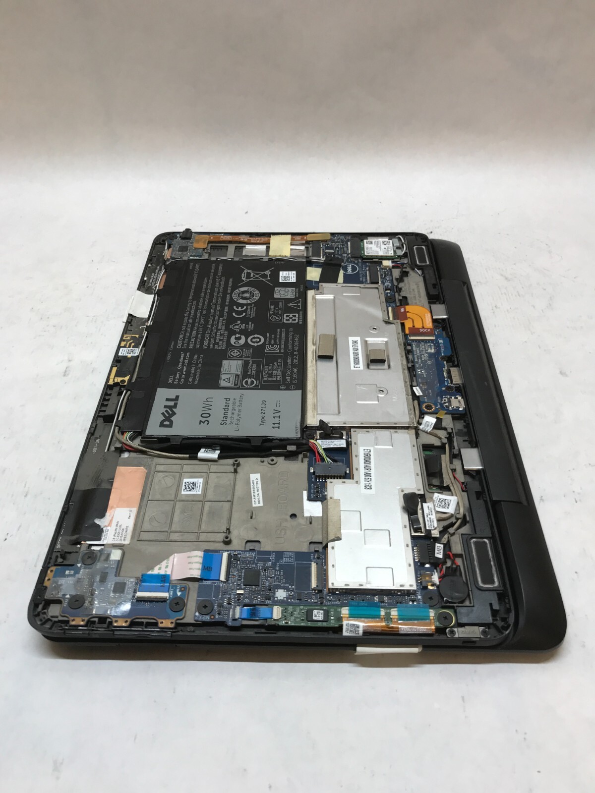 Dell Latitude 7350 13″ Tablet Intel Core m 8GB RAM NO SSD/OS For Parts AS IS -DW