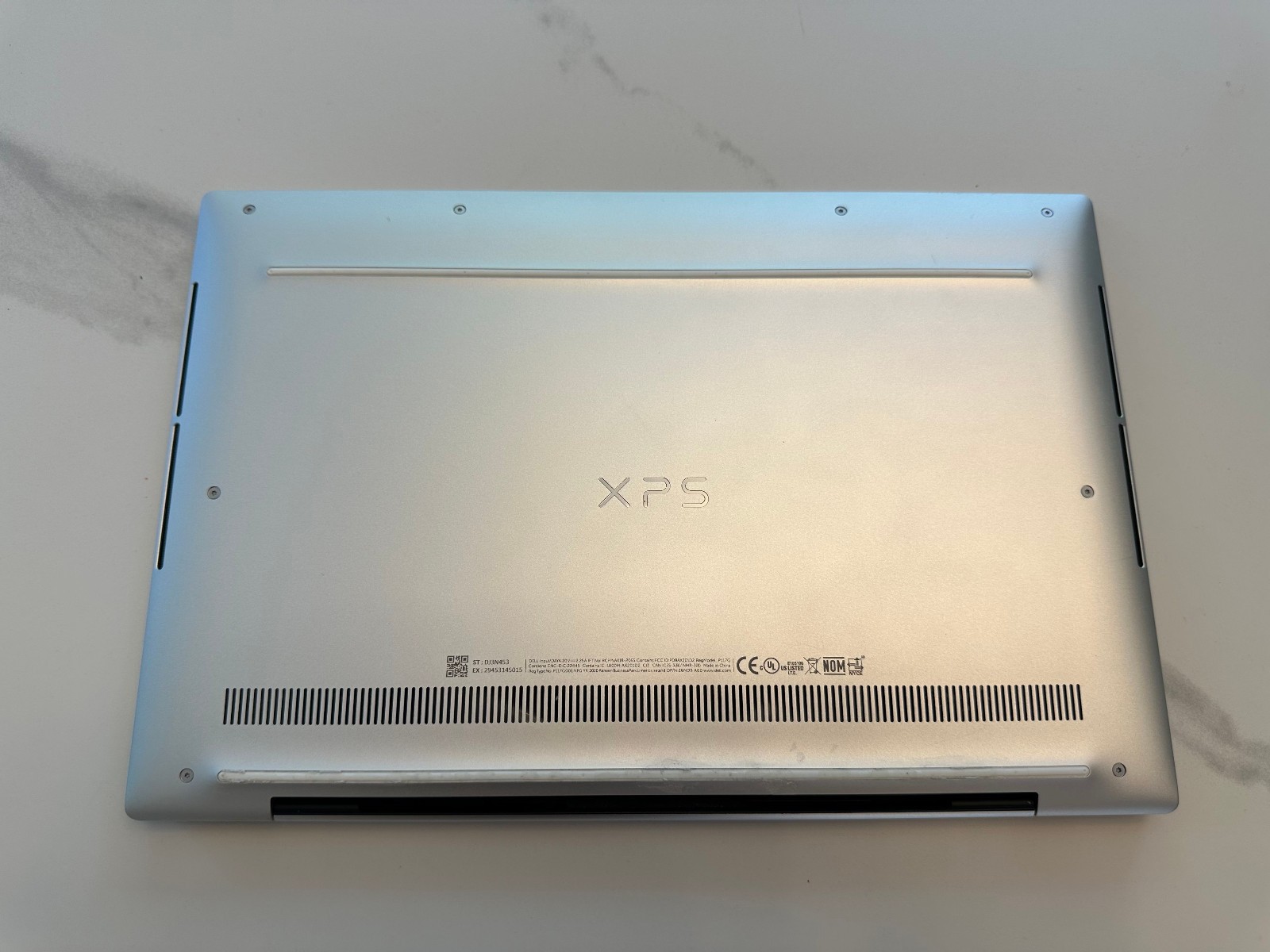 Dell XPS 13 9300 13.4″ | 256GB SSD | Intel Core i5-1035G1 | 16GB RAM