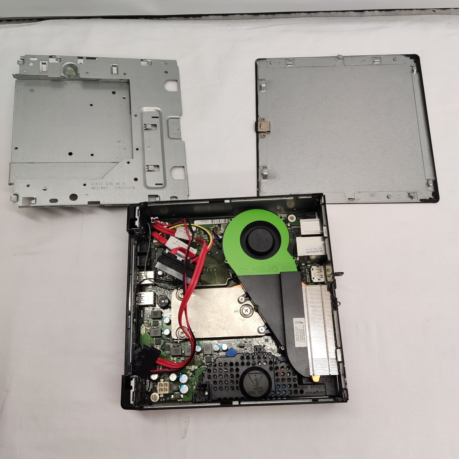 FUJITSU ESPRIMO Q556 MPC3 MINI PC INTEL CORE I5-6400T MISSING PARTS FOR PARTS