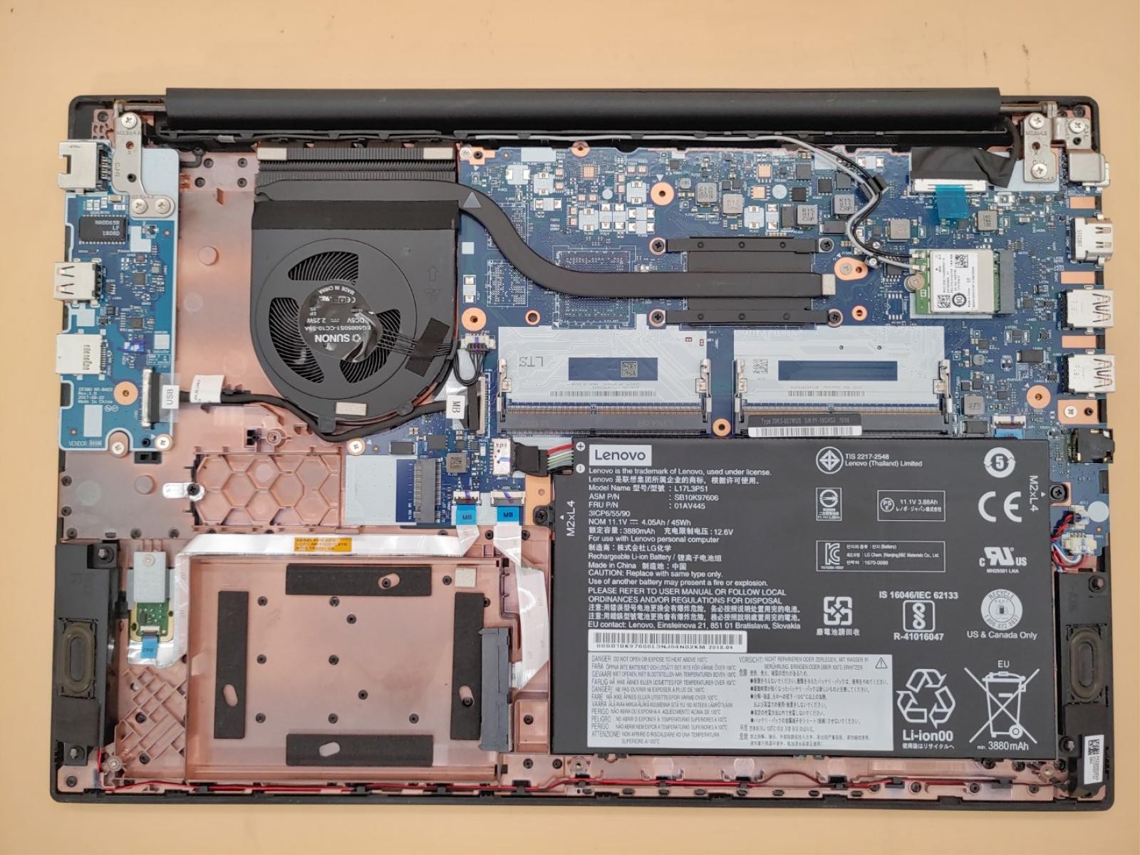 Lenovo ThinkPad E580 15.6″ Intel Core i5-7200U *NO RAM/NO HDD/NO AC*