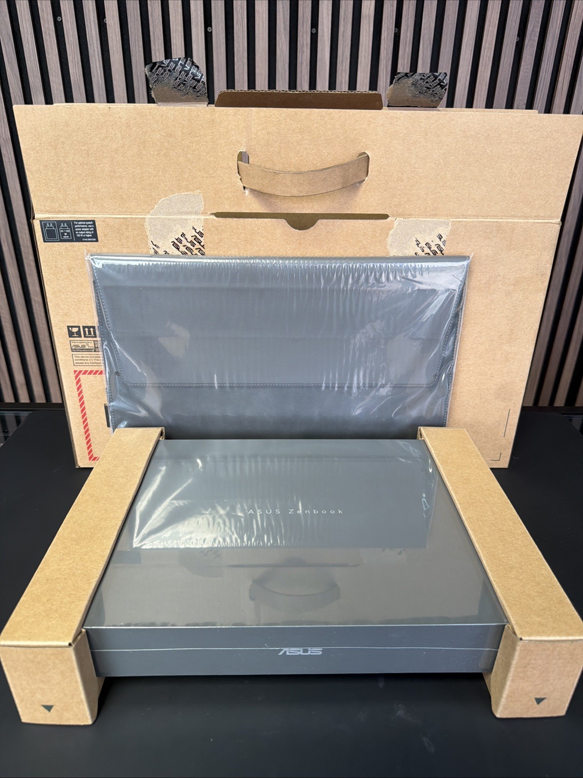 ASUS Zenbook Duo 14 UX8406CA Core Ultra 9 185H | 32GB RAM | 1TB SSD | Dual OLED