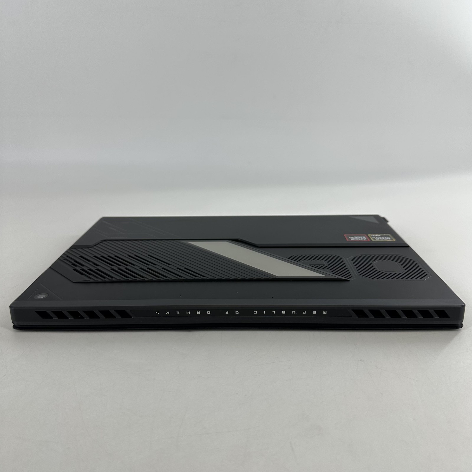 Asus ROG Flow Z13 GZ302 13 180Hz QHD+ TOUCH 3.GHz RYZEN AI MAX+ 395 32GB 1TB SSD