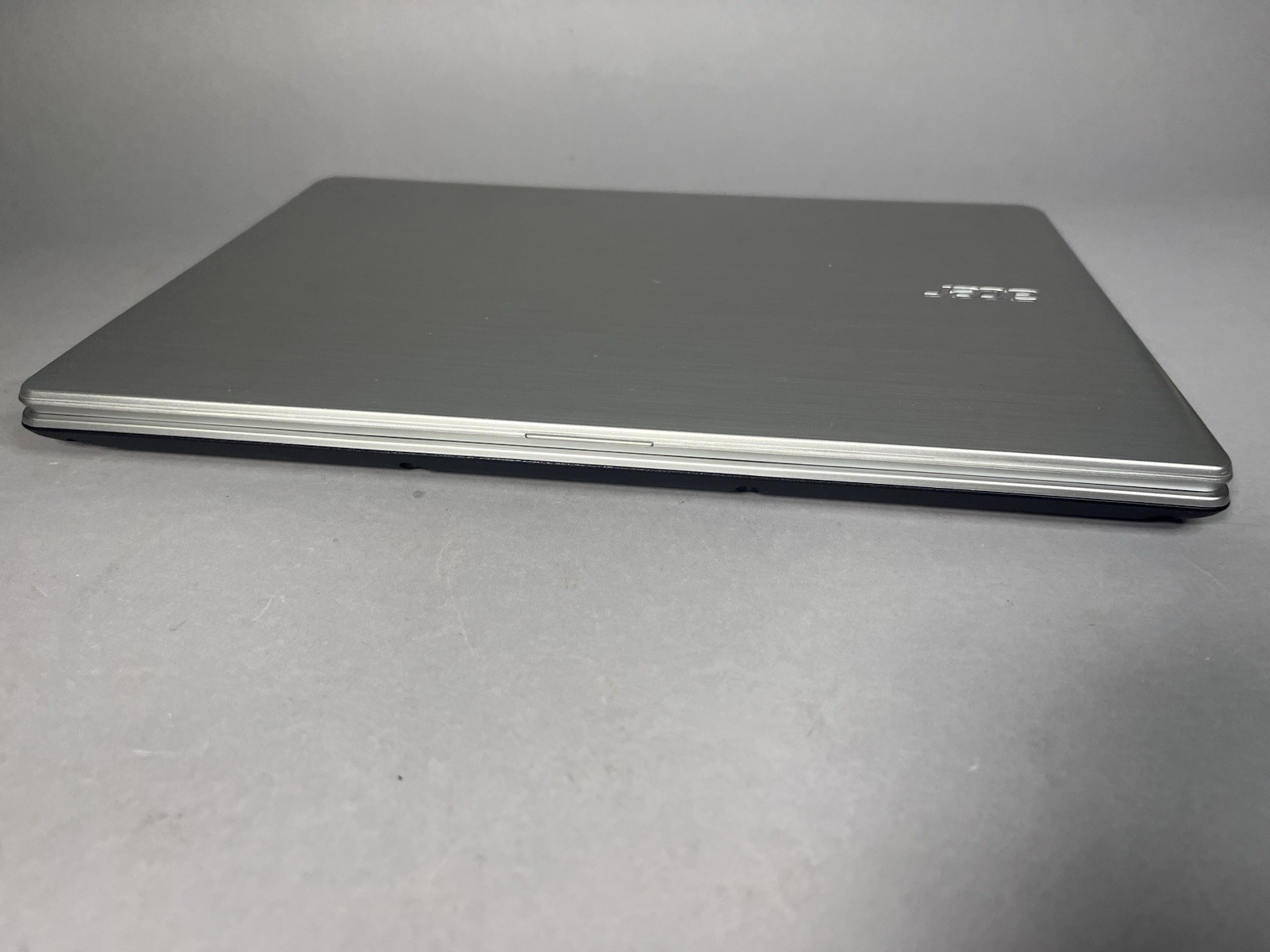 Acer Aspire V5 122p 0408 Laptop AMD Dual-Core A4-1250 4 GB Storage 11.6″ Screen
