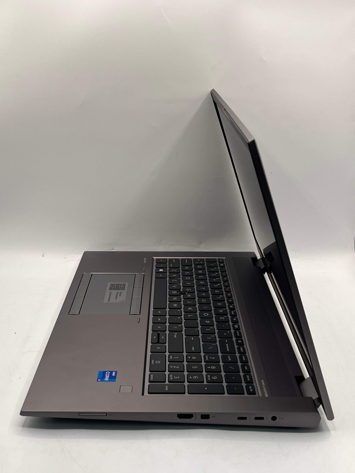 HP Fury 17″ G8 Laptop Core i7-11800H 11th Gen 32GB 512GB RTX A2000
