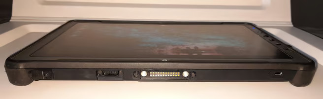 GETAC F110 WITH INTEL CORE i7 / NEW 1TB SSD / 16GB RAM / NEW BATTERIES / 4G-LTE
