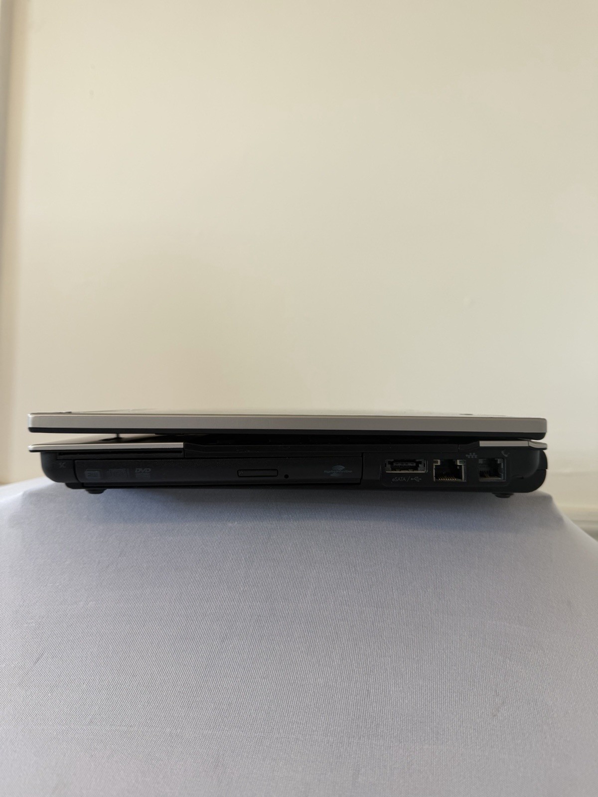 HP Elitebook 8440P Laptop – Good Screen – Intel i5-M520 – RAM 3 GB – Read Des