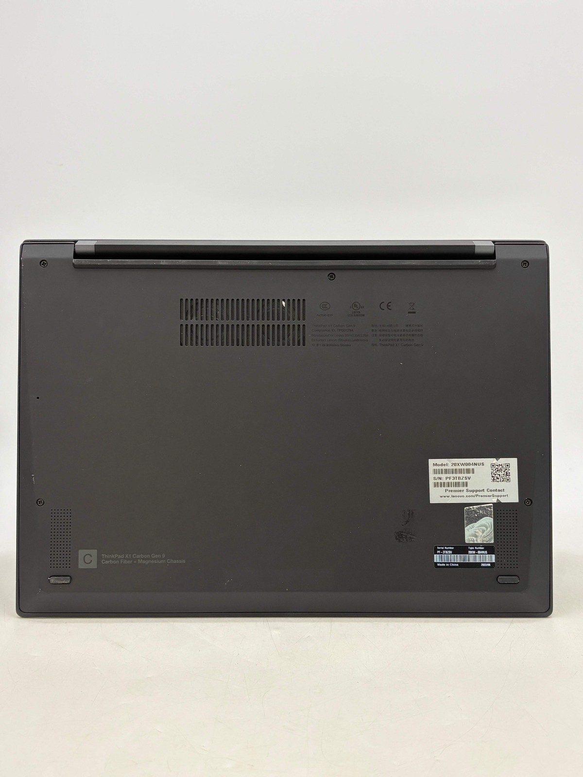 Lenovo ThinkPad X1 Carbon Gen 9 Intel Core i7-1185G7 16GB RAM 512GB SSD Black