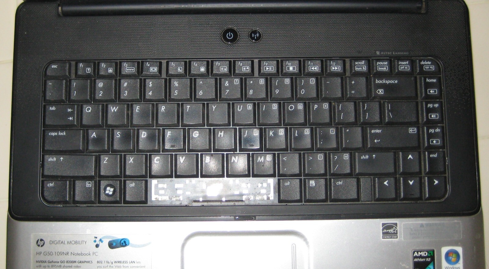 HP G50-109NR laptop AMD Athlon Dual Core @ 1.9GHz 2GB RAM 100GB HDD