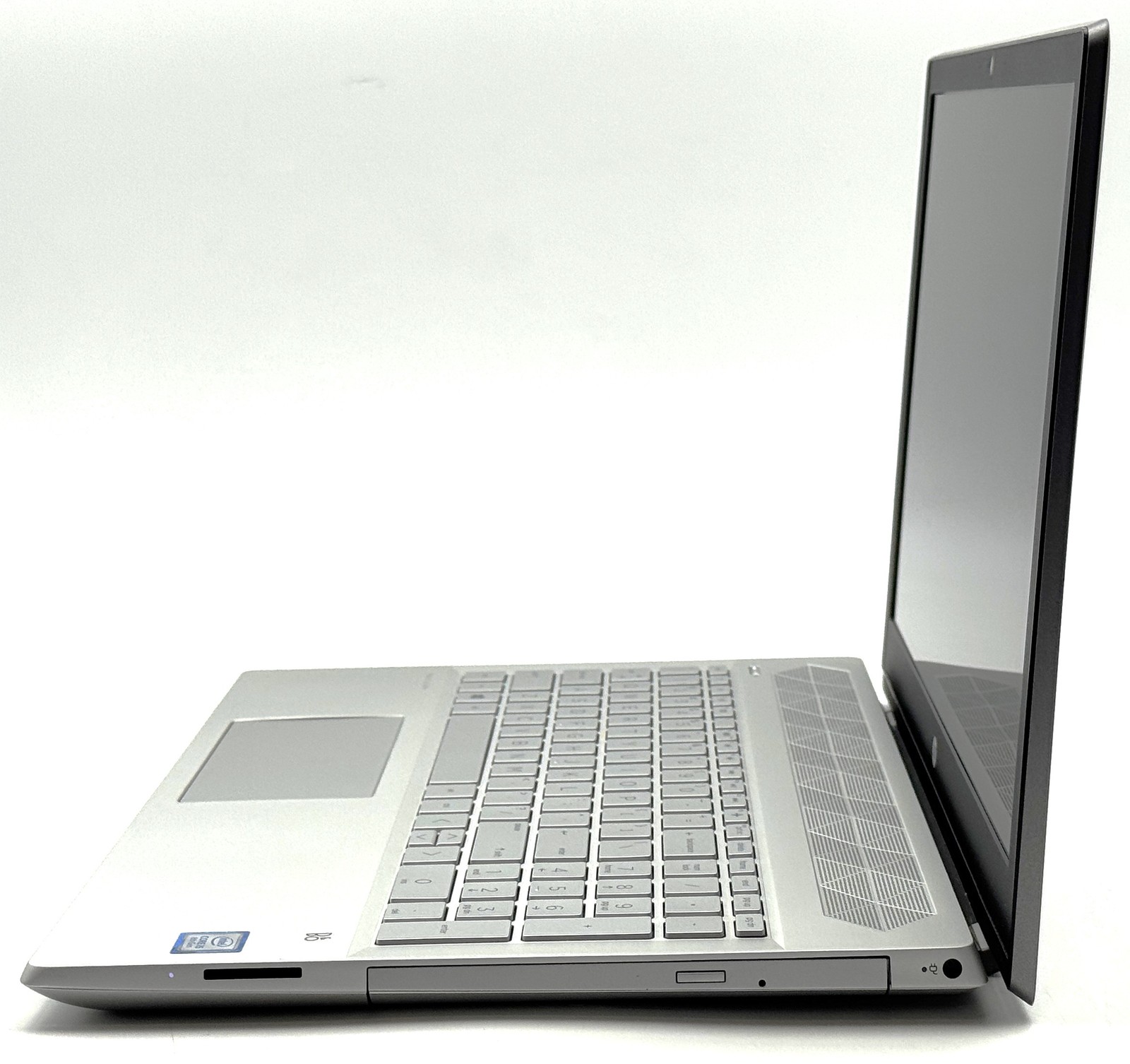 HP Pavilion 15.6 CTO – HD – i5-8250U – 12GB RAM – 1TB HDD – Mineral Silver