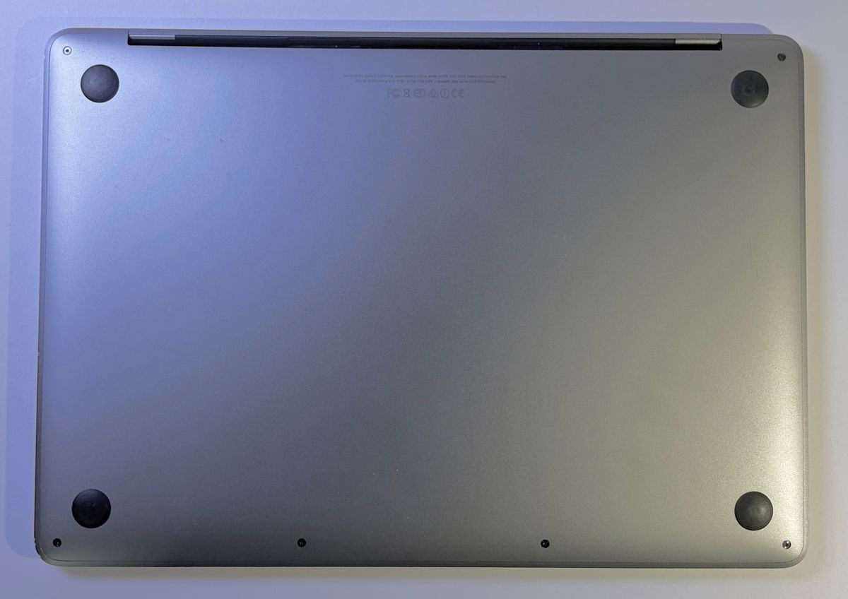 Apple MacBook Pro A1708 Core i5 2.30GHz 8GB SSD 128GB Mac OS Ventura