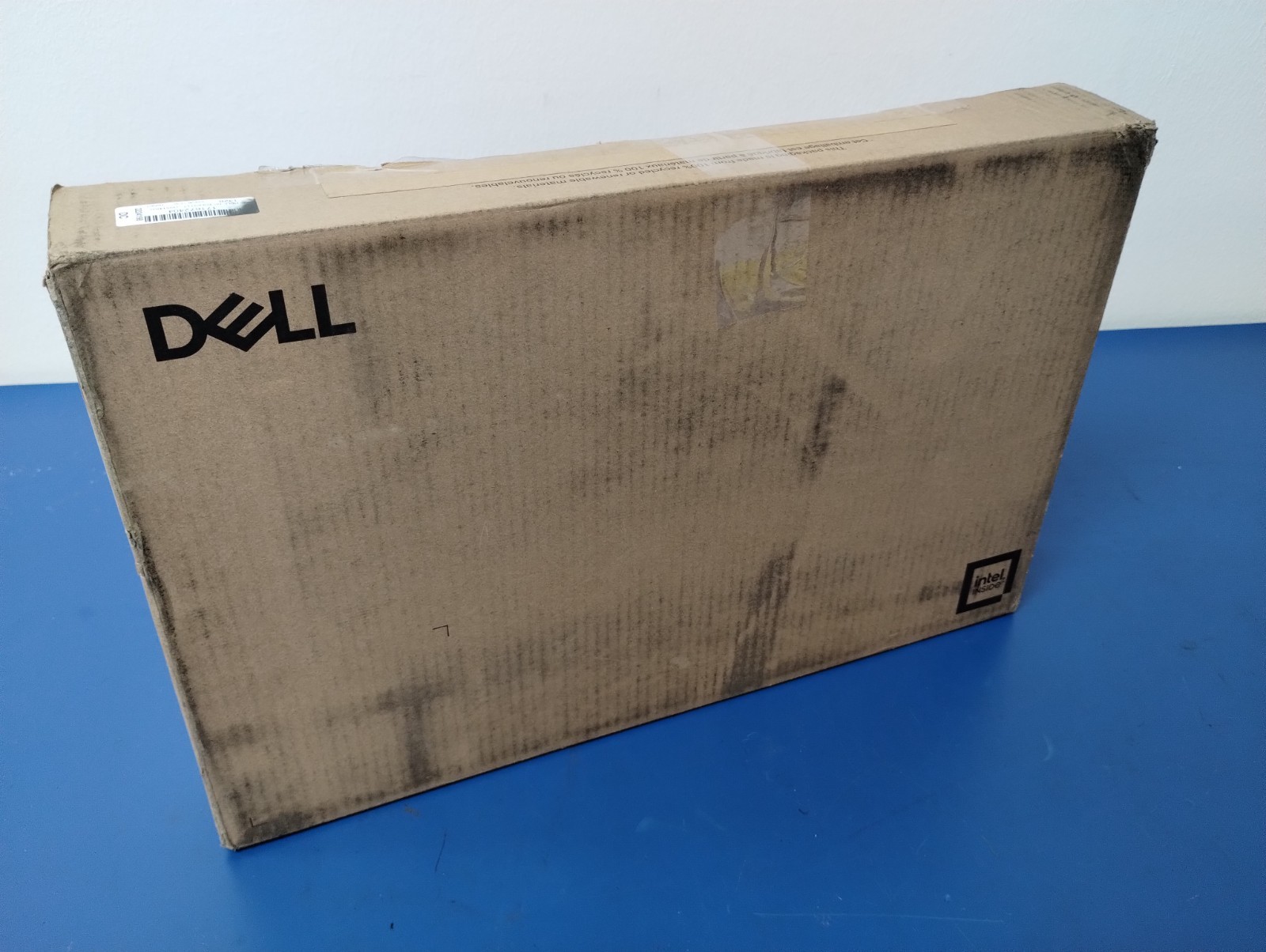 DELL 16 DC16250 MRYT3, AMD Ryzen 7 7730U, 2.00 GHz, 16 GB RAM, 512 GB NVMe SSD