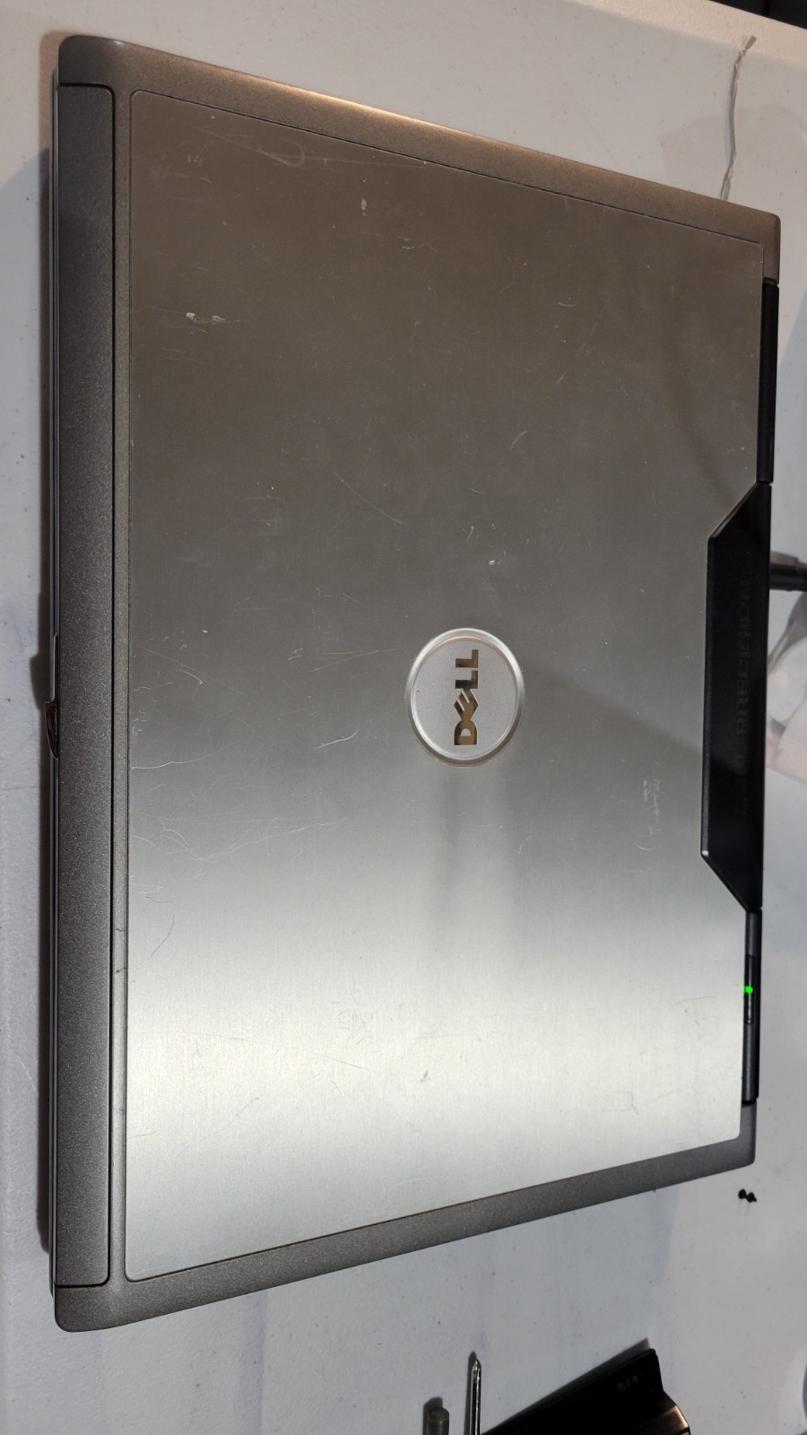 Dell Precision M4300 Intel Core 2 Duo 06FD 2GHz 2 GB NO HDD