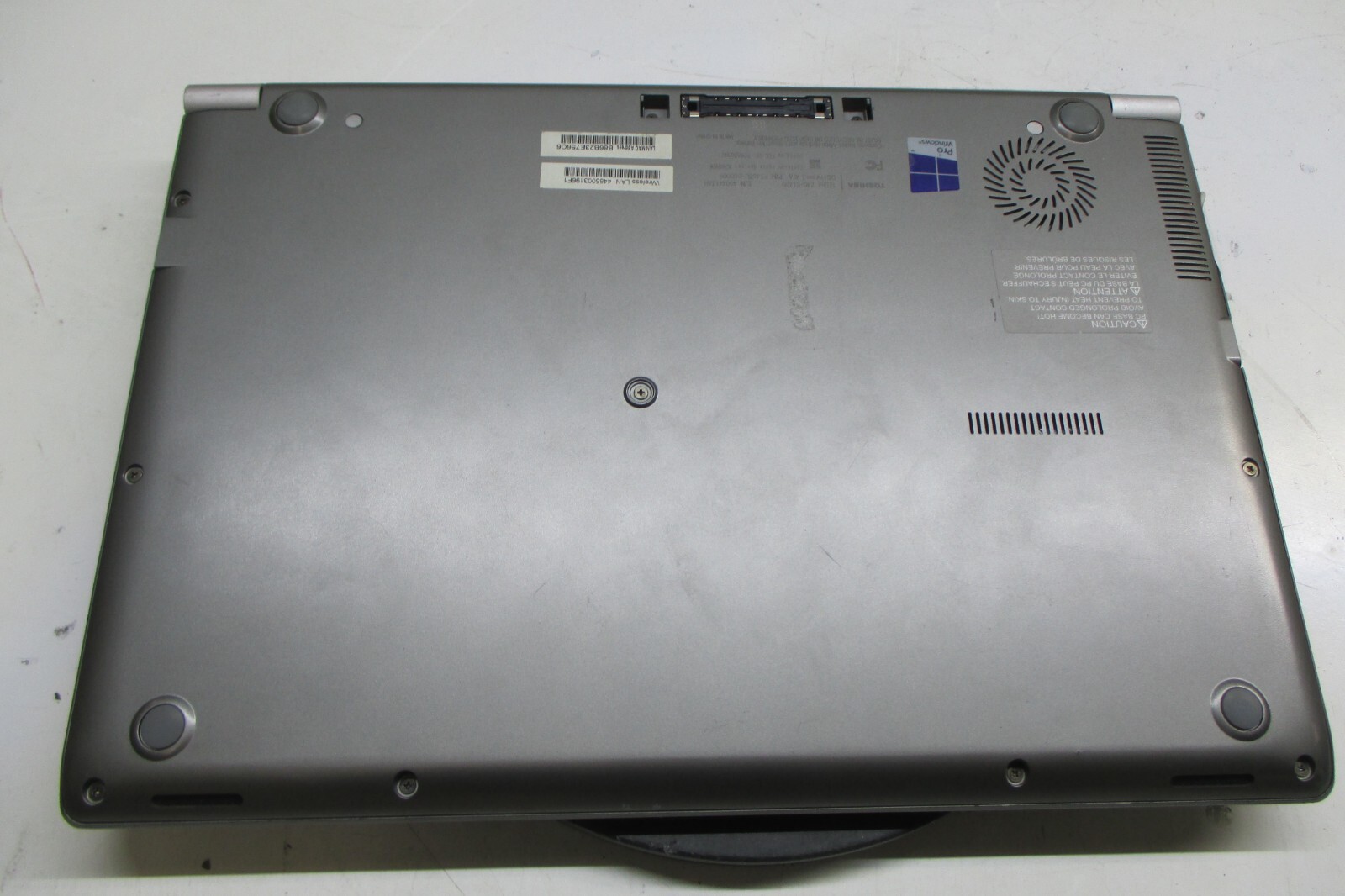Toshiba Tecra Z40-C1420 Laptop Intel Core i7-6th Gen. – Parts/Repair