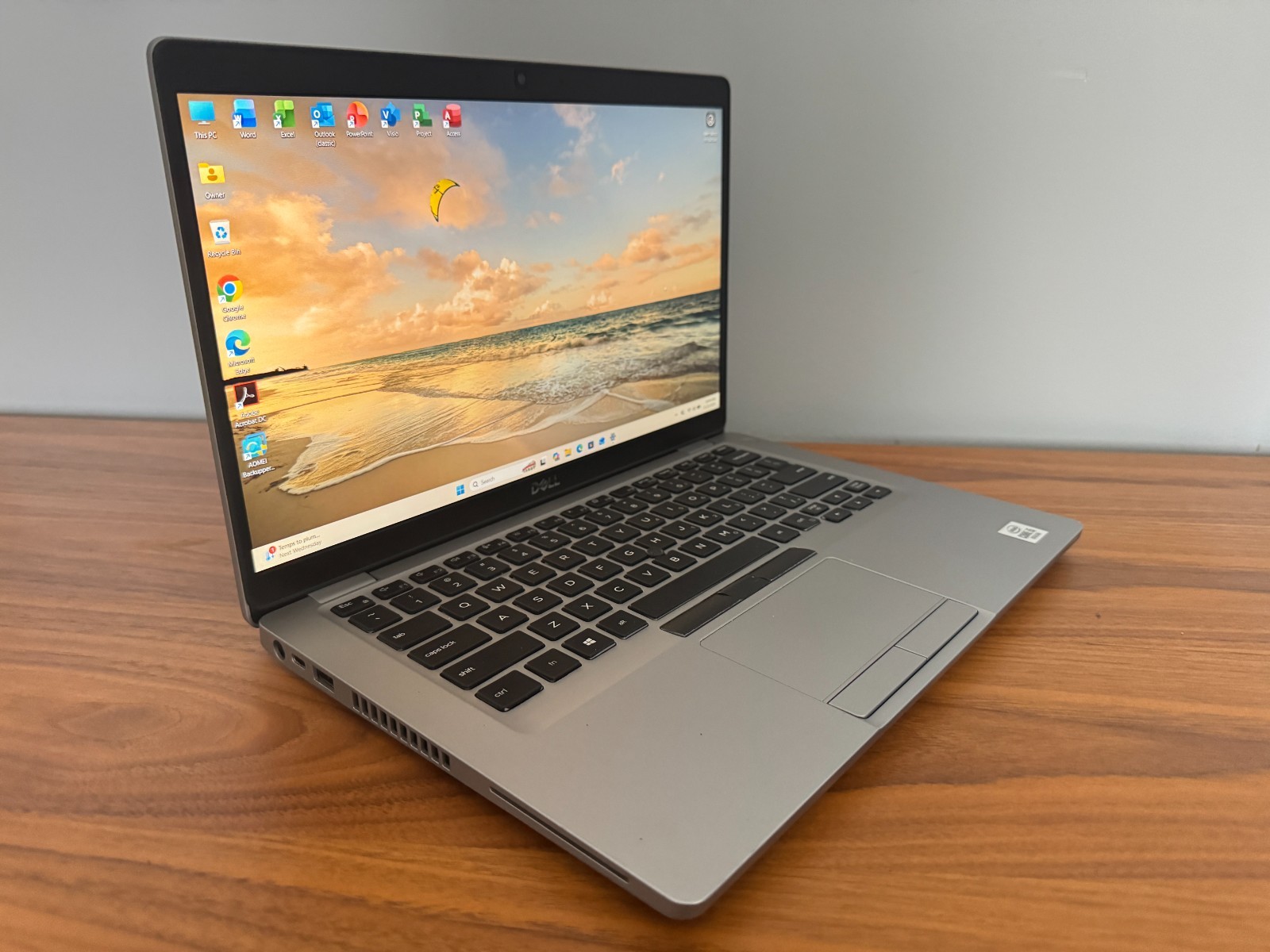 Dell Latitude 5410 14″ FHD Laptop – i5 – 16GB RAM 512GB SSD W11 Pro New Battery