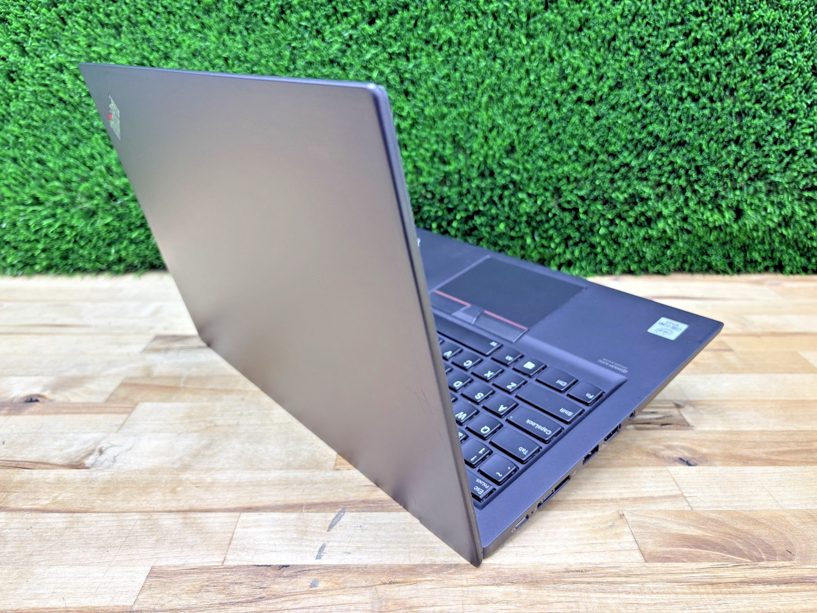 Lenovo ThinkPad T14s Gen 1 Intel i7-10th Gen 1.80GHz 16GB RAM 256GB SSD W 11Pro*