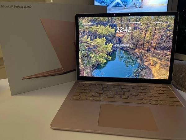 Microsoft Surface Laptop 3, 13.5″, i7, 16GB , 256GB SandStone. New Battery 100%