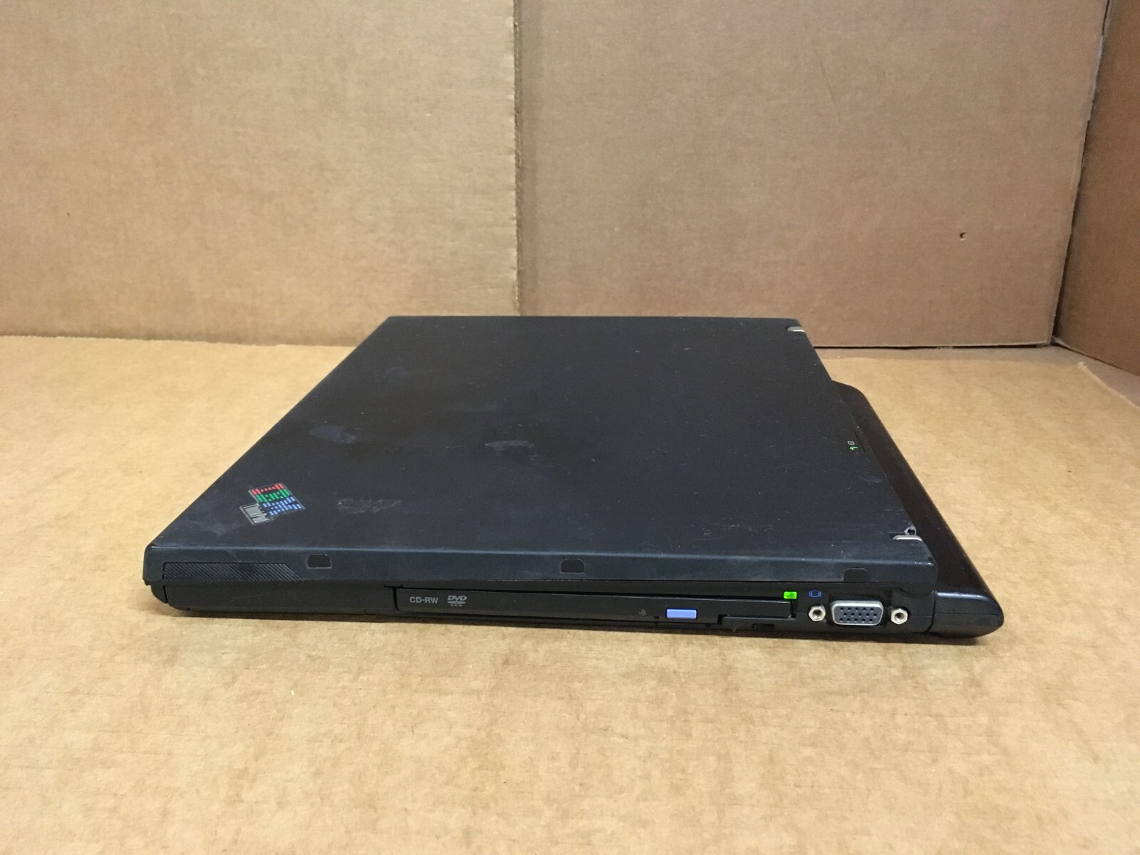 IBM THINKPAD T40 1.50GHz 1GB 40GB HDD WINDOWS XP ATI RADEON 7500TYPE 2373