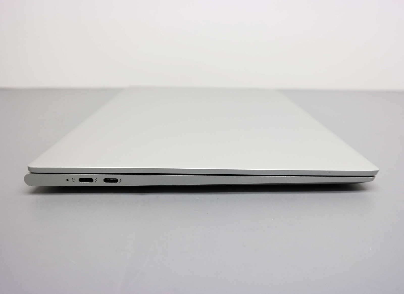 Lenovo Slim 7 14IAP7 14” Core i7-1260P 16GB RAM 1TB SSD ISSUE