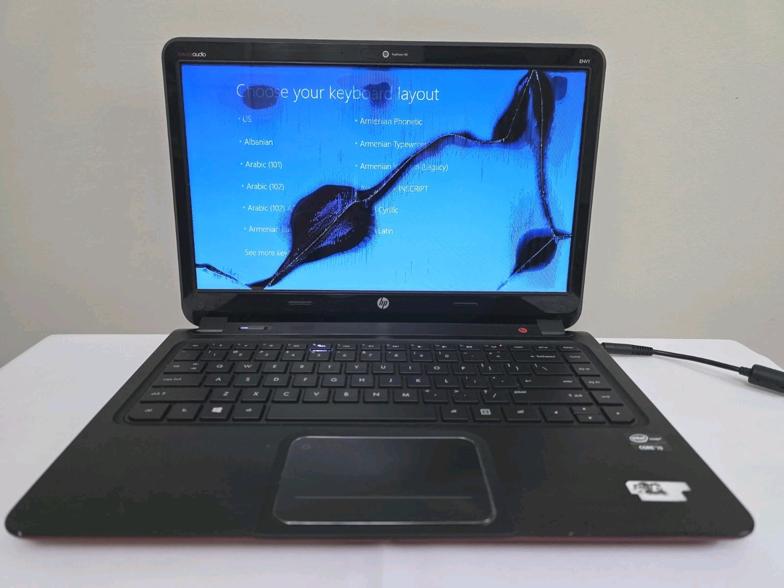 *HP Envy 4t-1200 Laptop – 14″ Screen – Intel Core i3 – Windows 8 – Parts Only*