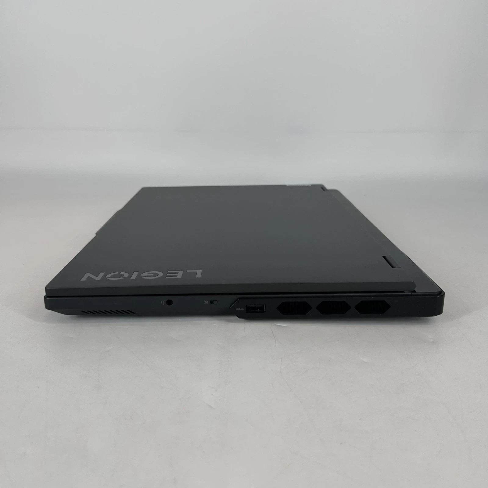 Lenovo Legion Pro 7i | i9-13900HX | RTX 4080 | 32GB RAM | 2TB SSD | Gaming Beast