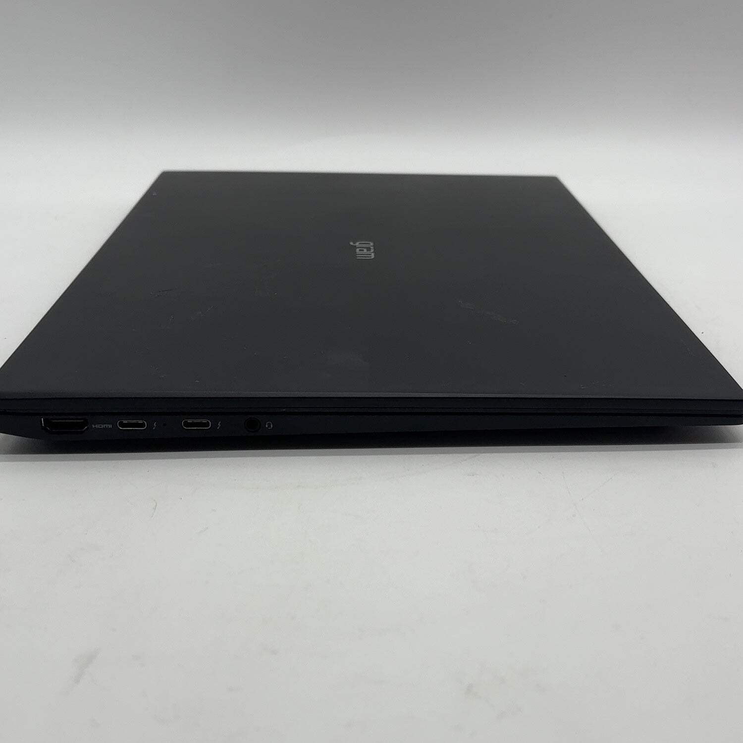 LG gram 16Z90P 15.9″ i7-1165G7 2.8GHz 16GB RAM 256GB SSD