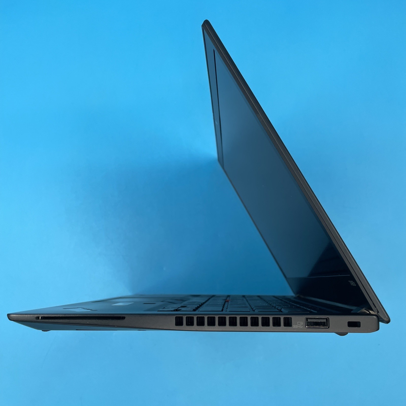 Lenovo ThinkPad T490s | i7-8665U | 16GB RAM | NO DRIVE/OS | 86% BATTERY