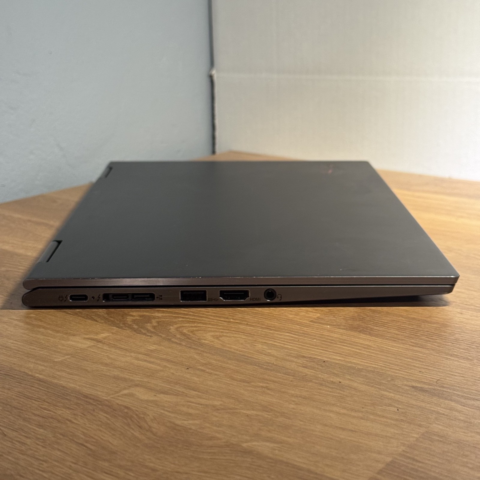 Lenovo ThinkPad X1 Yoga Gen 5 14″ TS i5-10310U 1.7GHz 16GB RAM 512GB SSD W11P #1