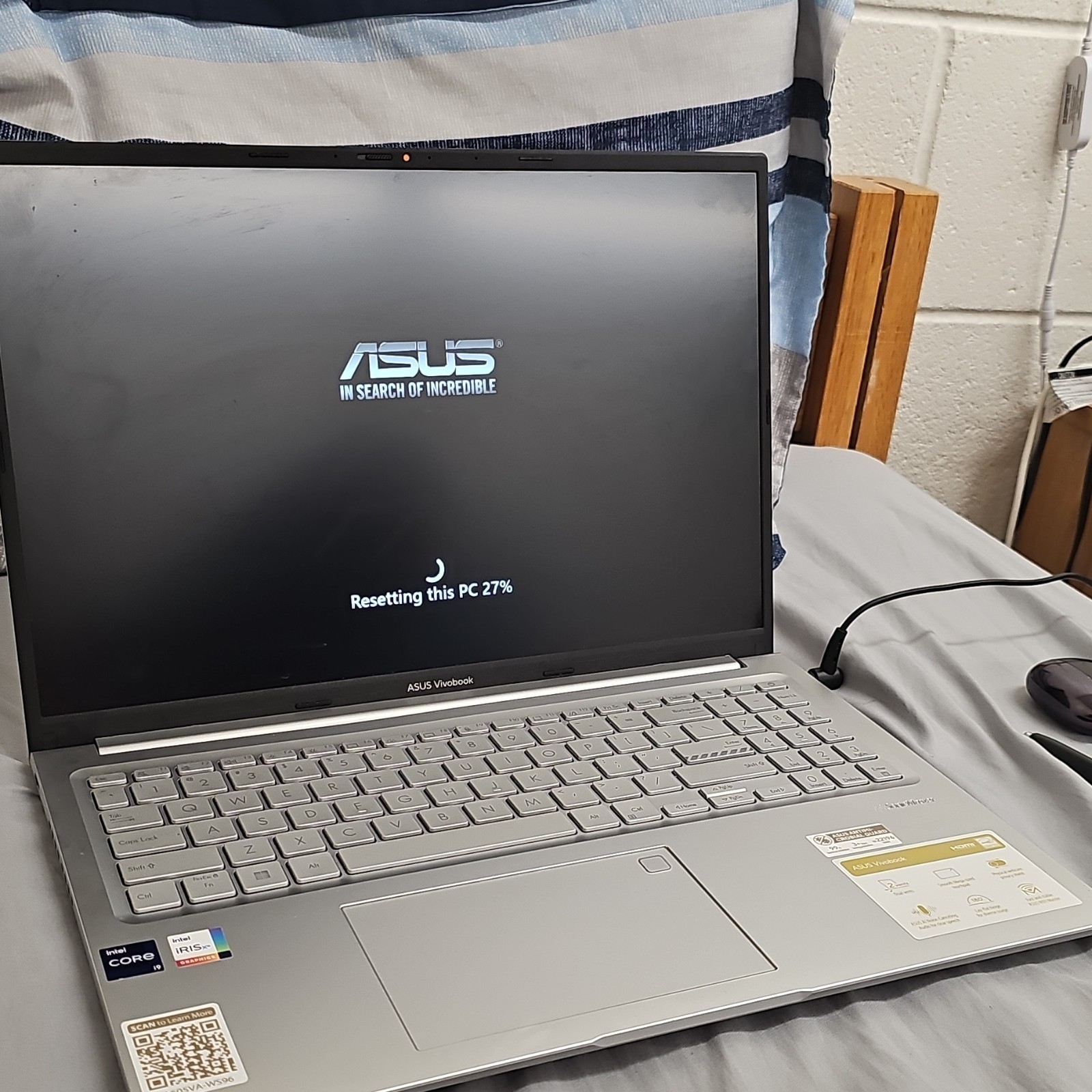 The ASUS Vivobook 16 F1605VA-WS96