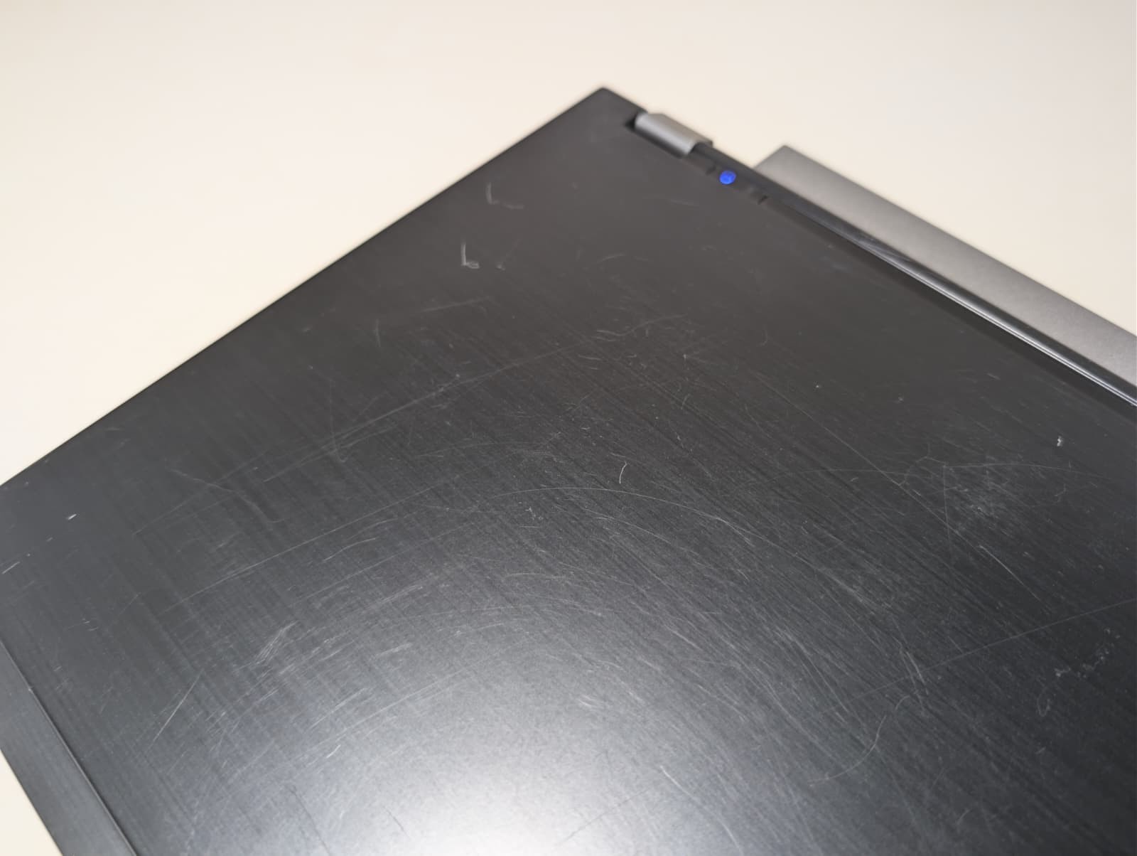 Dell Latitude E4300 | C2D 2GB RAM 160GB HDD | Win XP Pro 32-Bit | DVD+RW