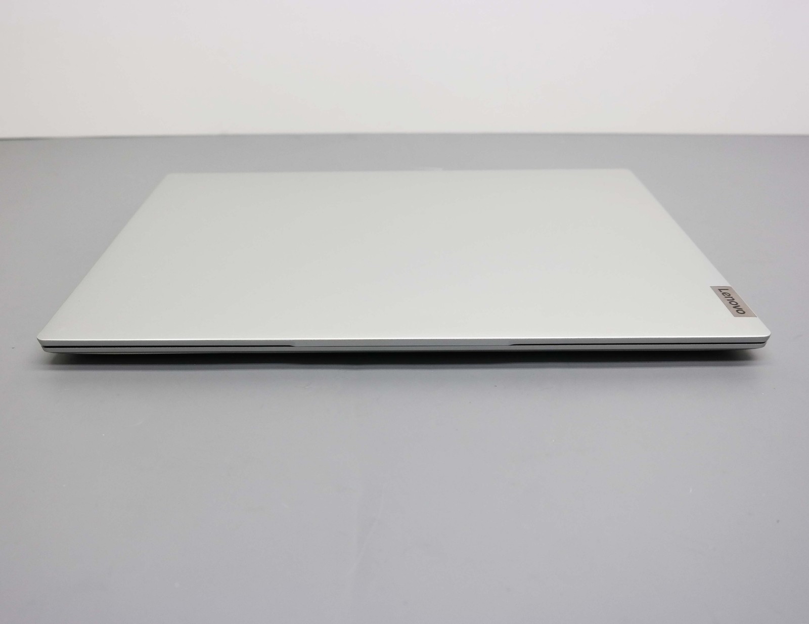 Lenovo Slim 7 14IAP7 14” Core i7-1260P 16GB RAM 1TB SSD ISSUE