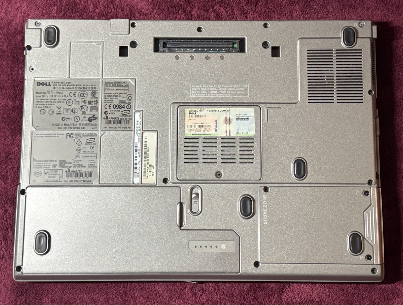 Complete Dell Latitude D531 – 14.1”/1.80GHz/2GB/160GB HDD/WiFi/Serial D-SUB/WIN7