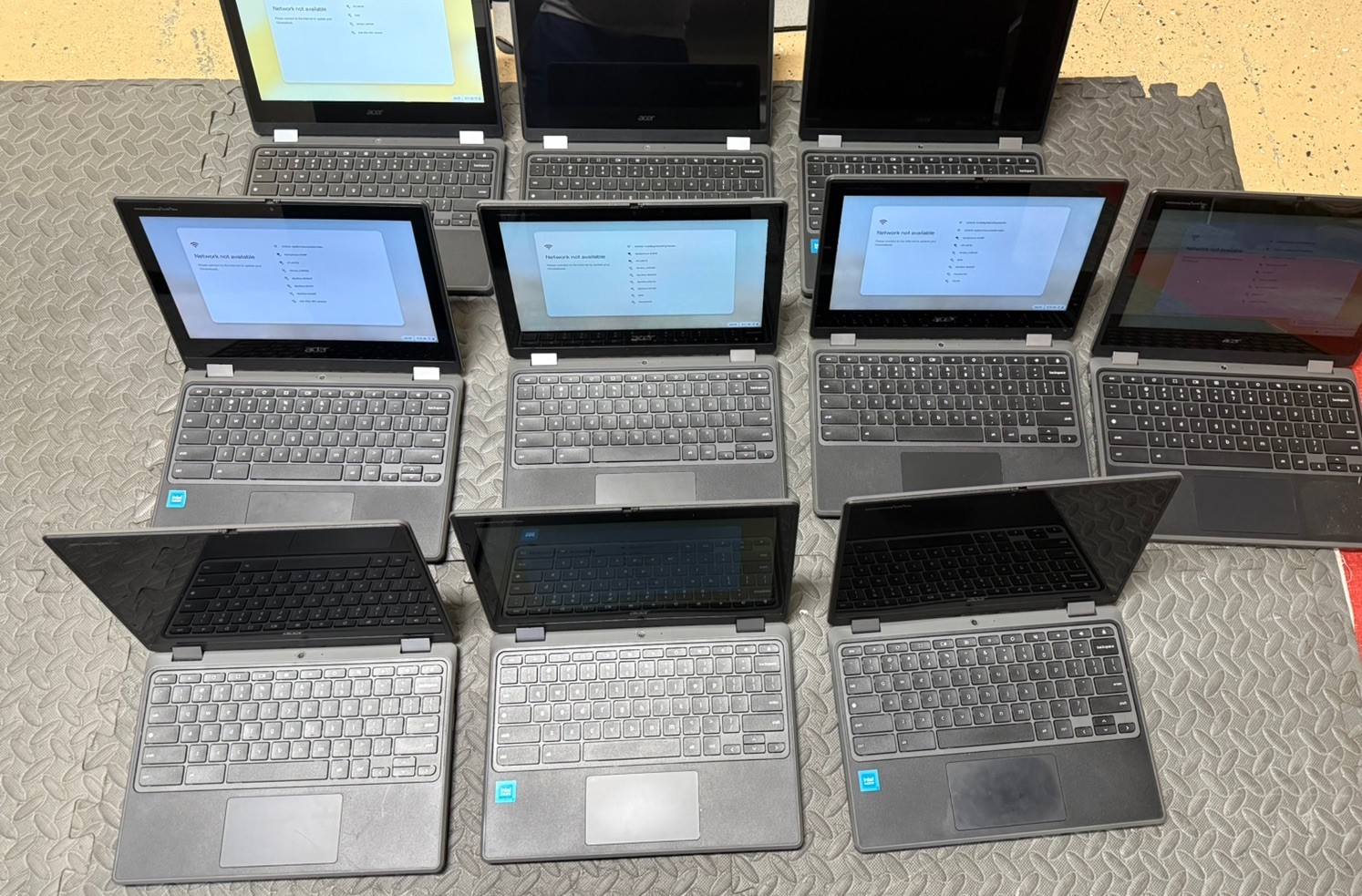 Lot of 10: Acer Chromebook Spin 511 R756TN-C1X1 & R753TN-C9QE Good Condition