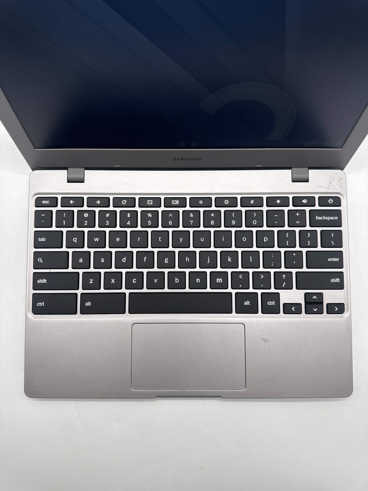 Samsung XE310XBA 11.6″ Intel Celeron N4020 4GB RAM 32GB eMMC – For Parts