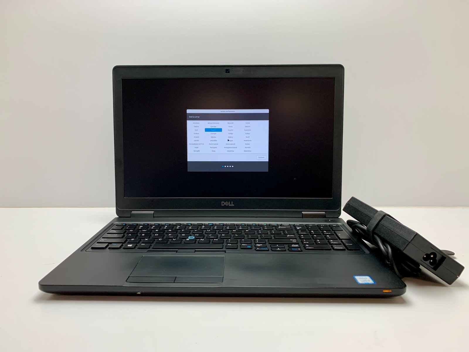 Dell Latitude 5500 | i7-8665U | 8GB RAM | 128GB SSD | LINUX