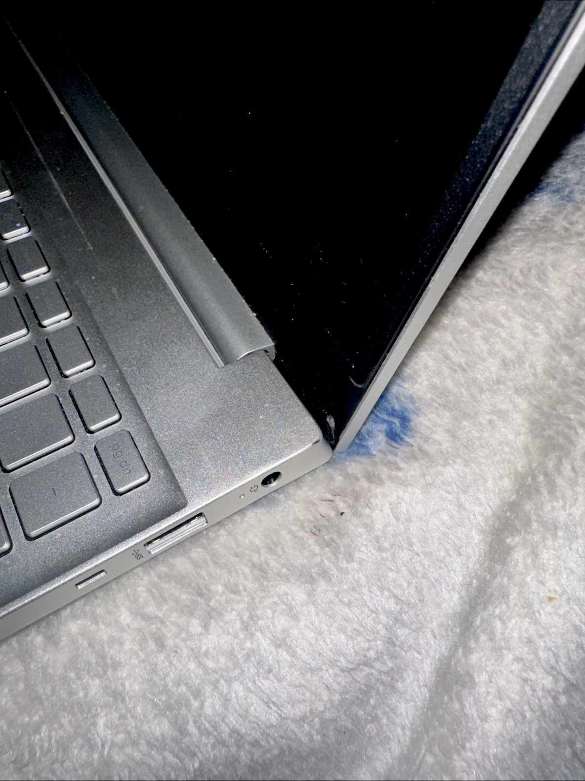 HP Pavillion Laptop 15t-eg100 ! Perfect for students, 15 inch, 477 GB