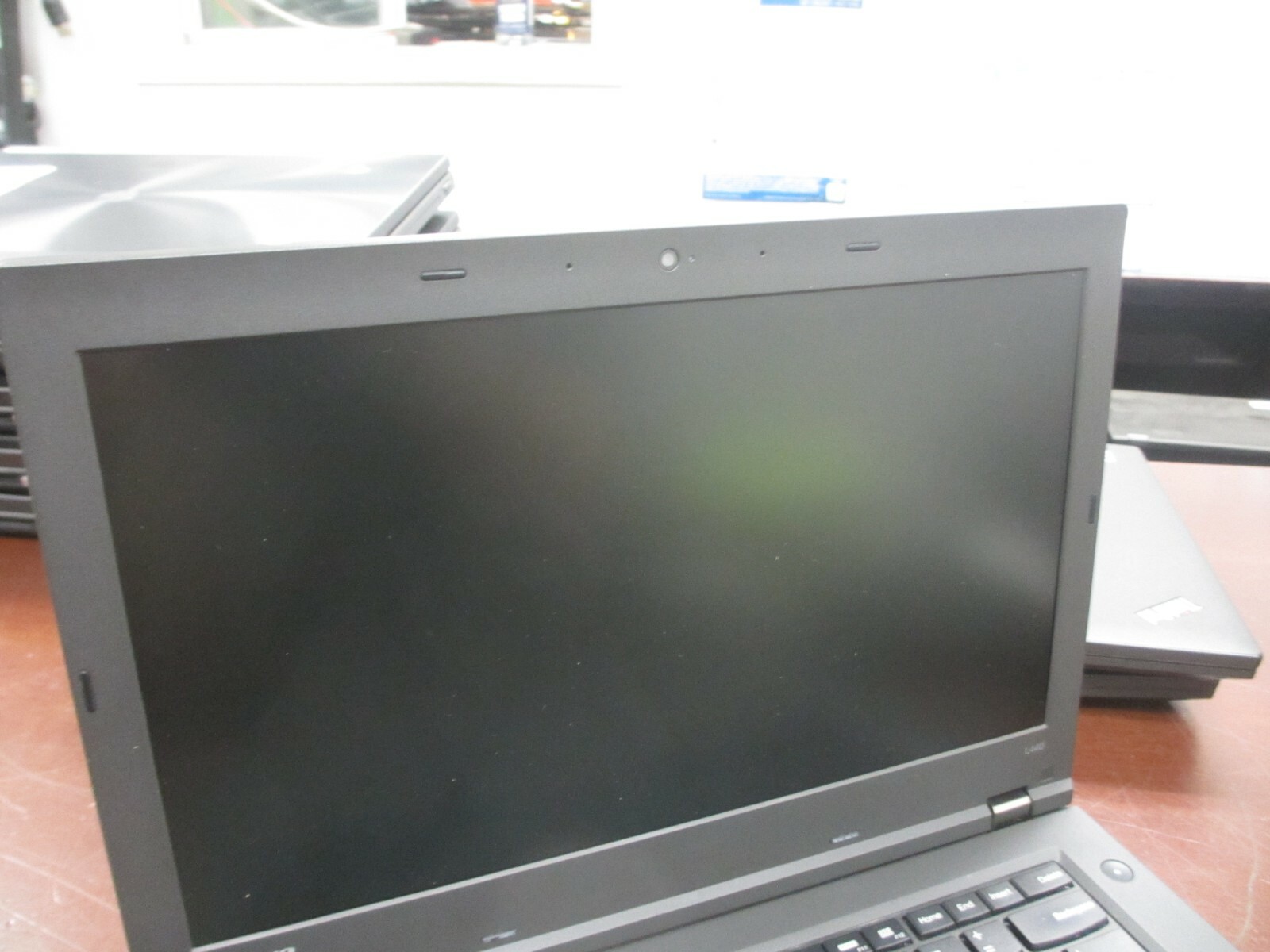 Lenovo ThinkPad L440 14″ Core i3 4000M 2.40GHz 8GB 500G Web-Cam Laptop NO AC/OS