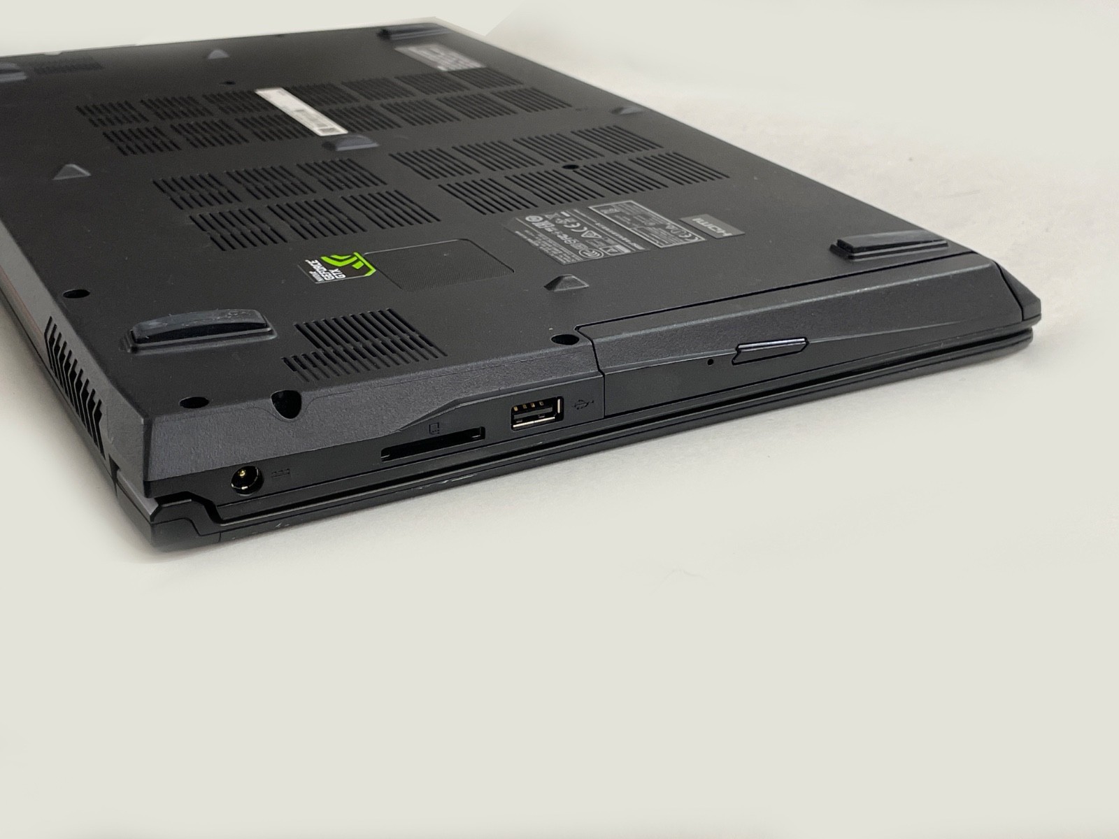 MSI GL62 7QF 15.6″ Laptop i7 – 8GB Memory – NVIDIA GeForce GTX 960M – 500GB SSD