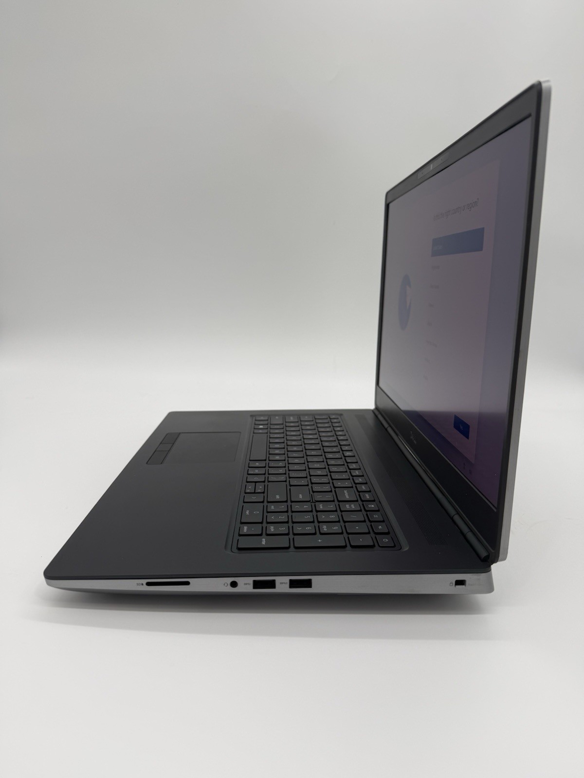 Dell Precision 7750 17.3″ 4K Laptop i7-10850H 16GB 512GB SSD Quadro RTX 5000