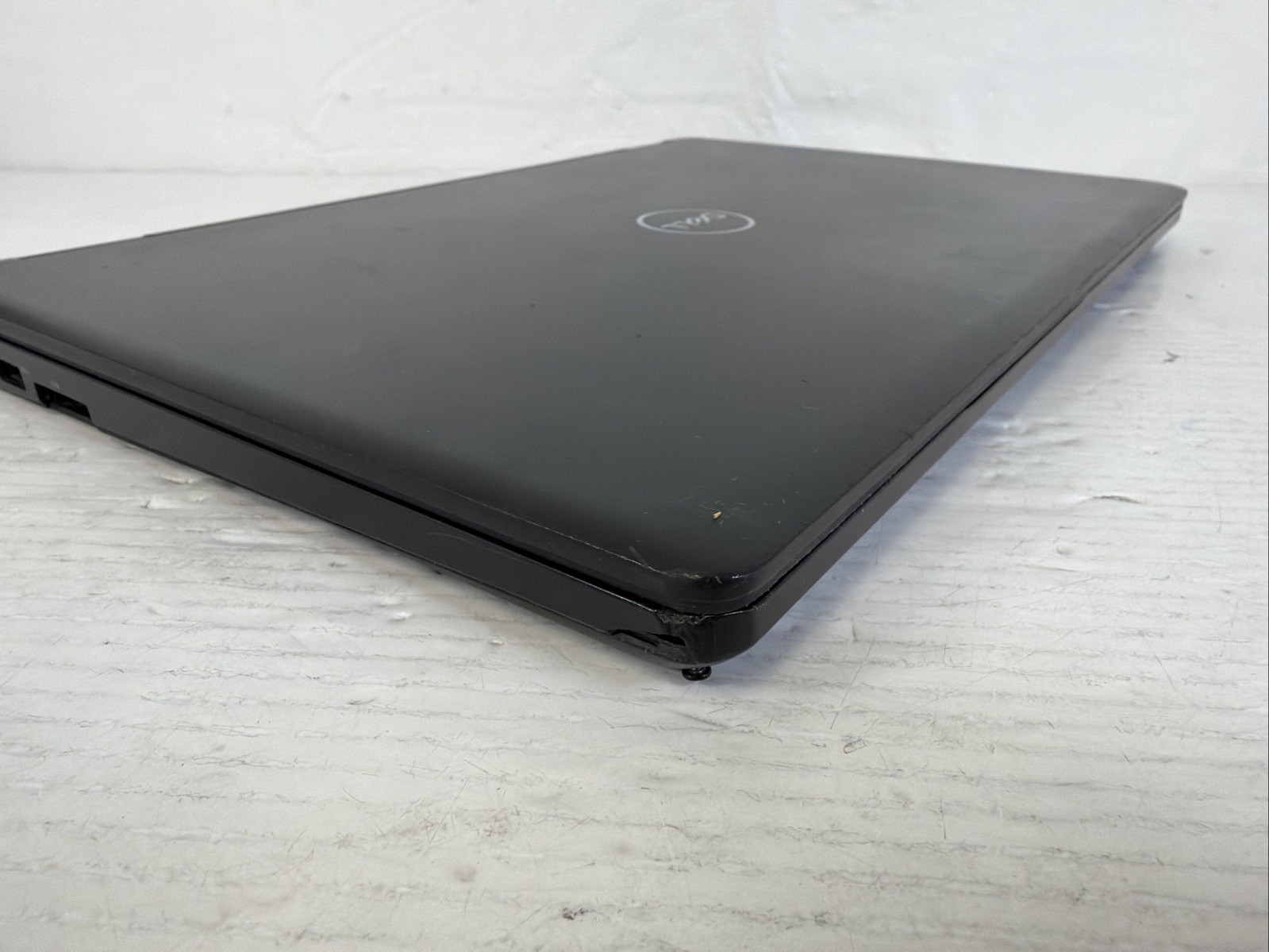 DELL LATITUDE 5590 INTEL CORE I5-8250U 1.60GHZ 4GB RAM NO SSD-Excellent Battery