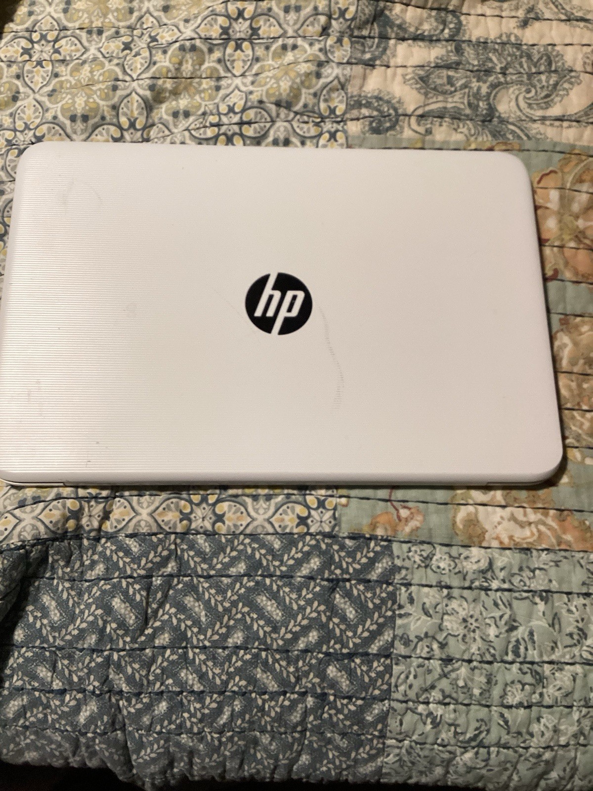 HP Stream 14″ Intel Celeron N3060 1.60GHz 4GB RAM w/eMMC Storage Win11 White