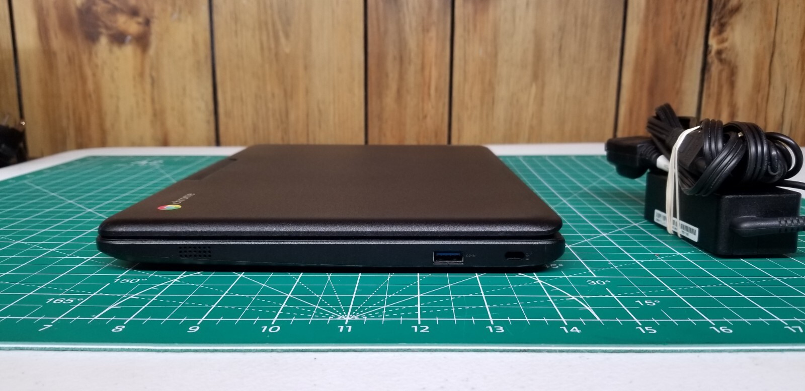 Lenovo N23 Chromebook 11.6″ Intel Celeron N3060 4 GB – 16 GB HDMI Webcam