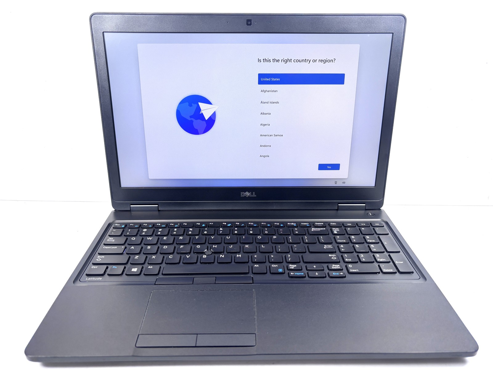 Dell Latitude 5580 – 15.6″ FHD, 2.8GHz i7, 16GB RAM, 256GB SSD, Windows 11