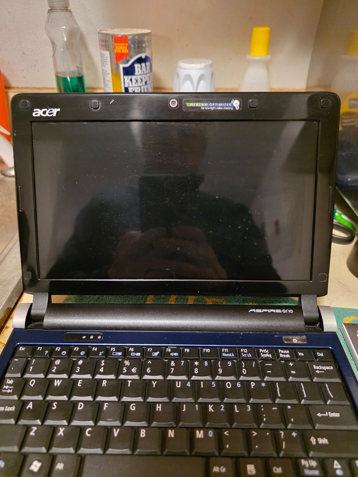 Acer Aspire One D250 KAV60 Intel Atom N270 1GB Memory 160GB HDD No Charger
