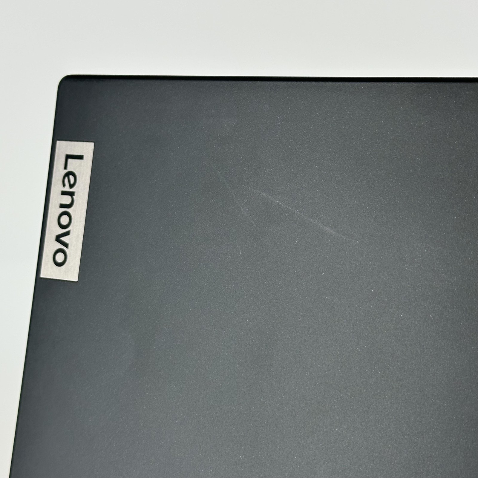 Lenovo ThinkPad P15v Gen 3 Black FHD 2.3 GHz i7-12700H 32GB 2TB/2TB Very Good