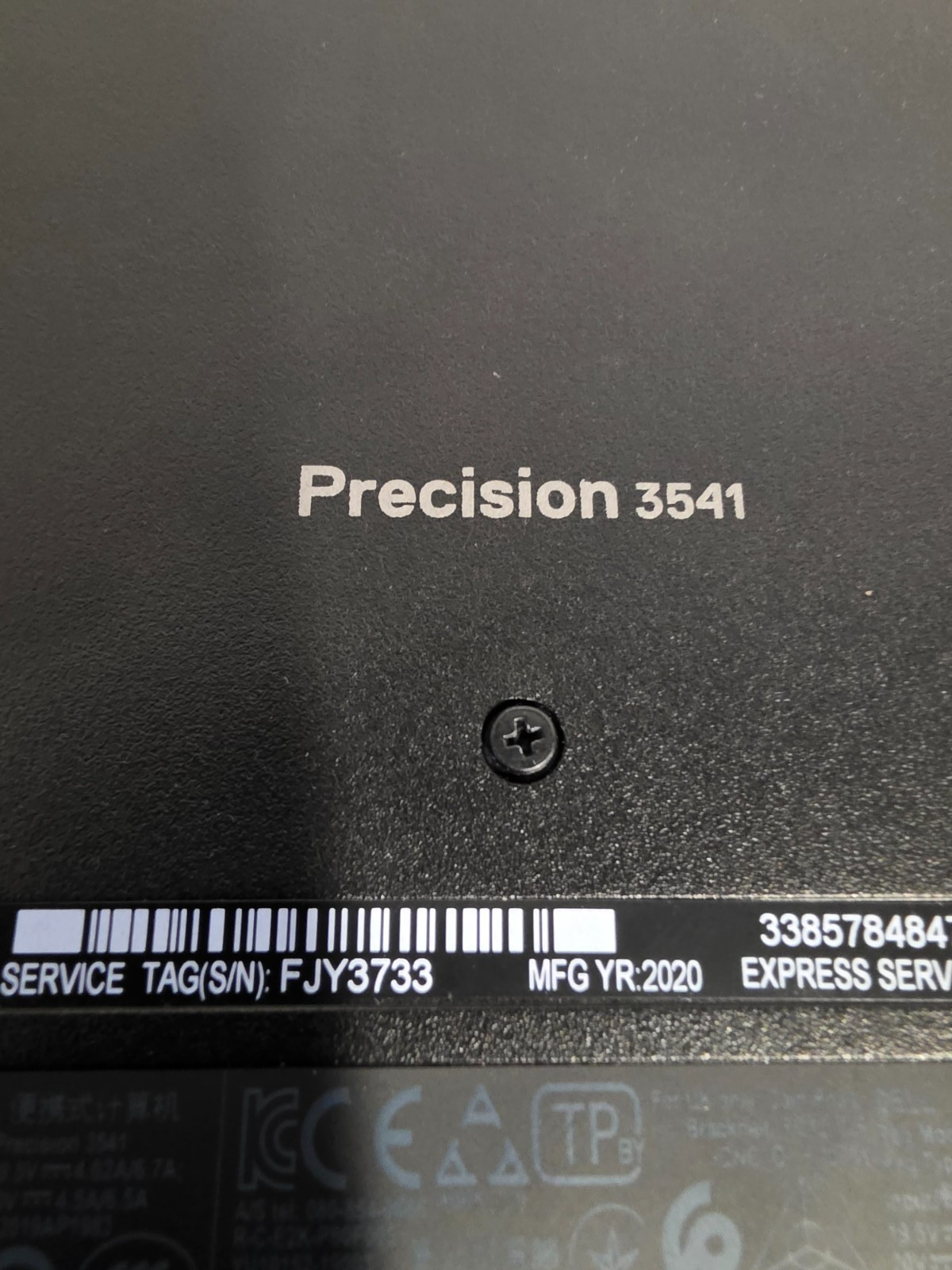 Dell precision 3541 9th Gen i7 8GB 15.6 Laptop – For Parts Not Working