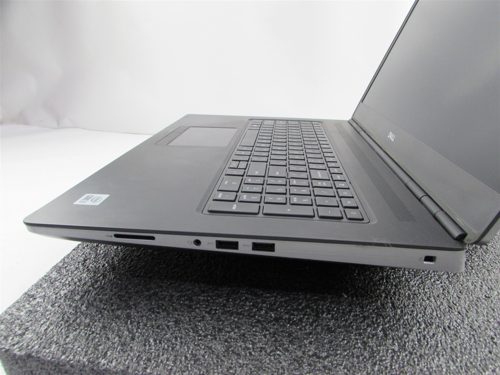 DELL PRECISION 7750 FHD CORE I7-10850H 1TB 32GB RAM RTX 3000 WIN 11 PRO NO BATT