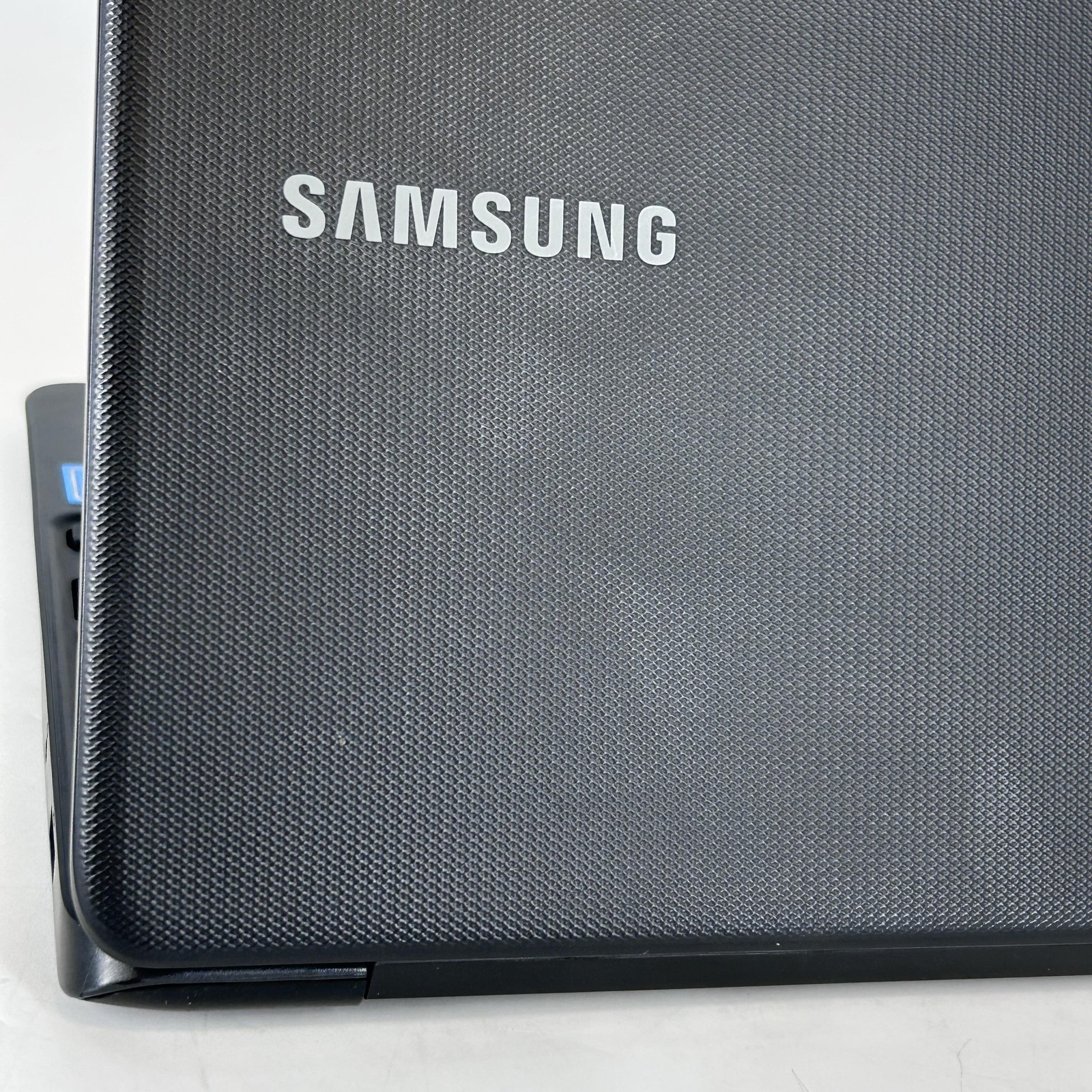 Samsung Chromebook 3 XE500C13 11.6 1.6 GHz Celeron 4GB 16GB eMMC Good