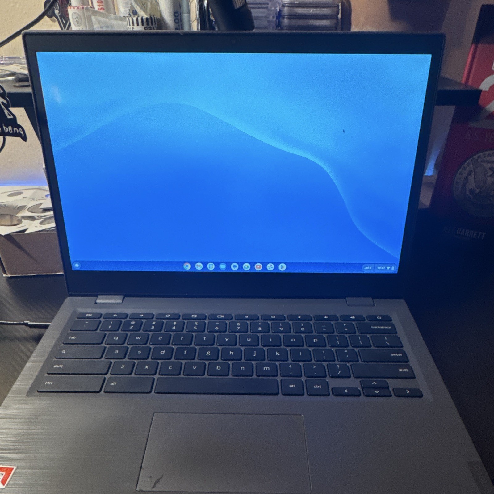 Lenovo 14″ Chromebook Laptop AMD A4 4GB RAM 32GB + Wireless Mouse & 65W Charger