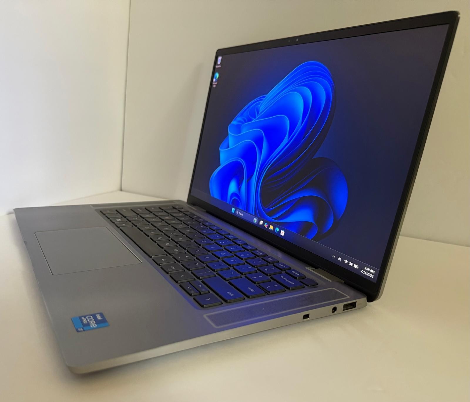 DELL PRECISION | 3571 | Core i7 | 24GB RAM | 512GB SSD | NVIDIA RTX A1000 | W11