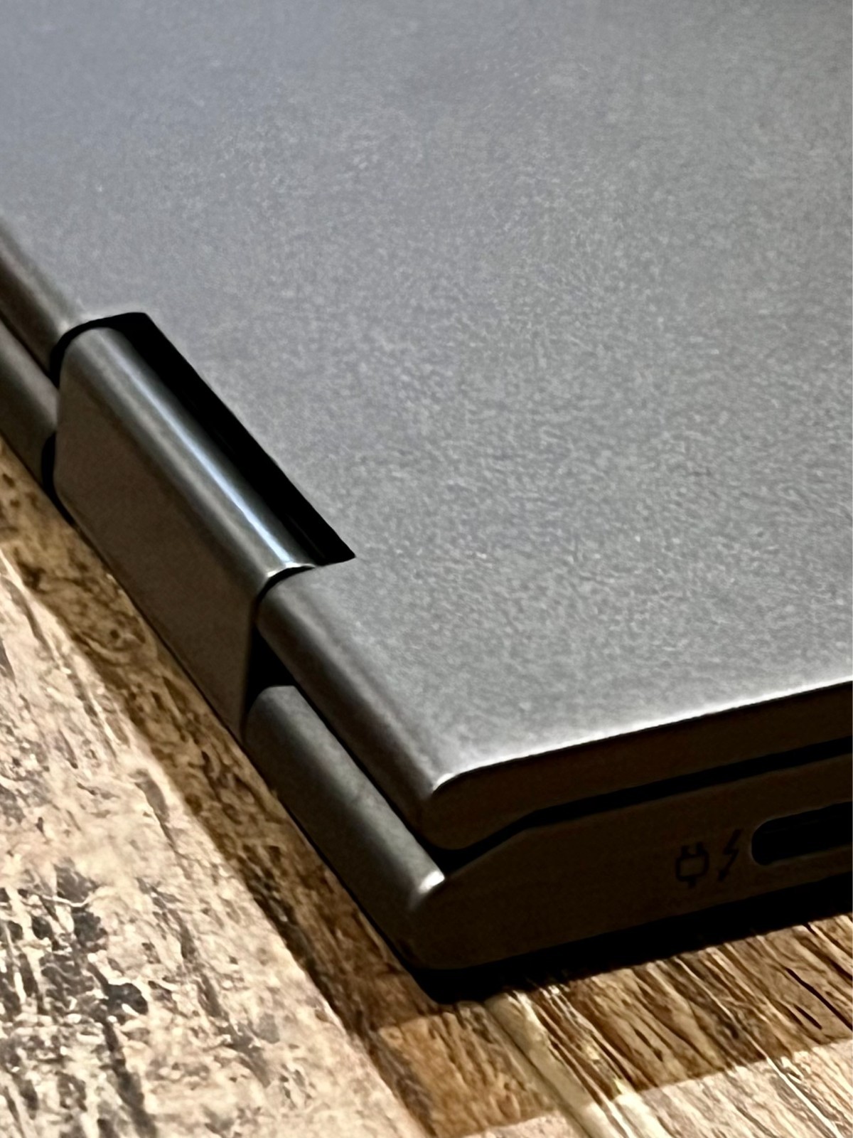 Lenovo ThinkPad X1 Yoga Gen 5 14″ Core i7-10610U 16GB 512GB SSD Win11 Pro Touch